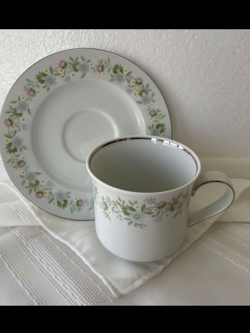 JOHANN HAVILAND Forever Spring Cup and Saucer Set Bavaria Germany Fine China VTG - Picture 2 of 6